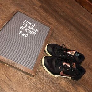 ⭐️FREE WITH BUNDLE Nike Rose Gold Metcon 2